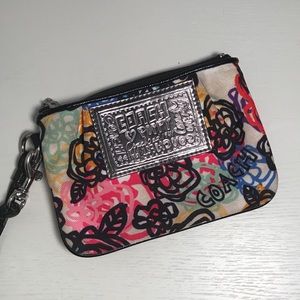 Coach poppy wristlet